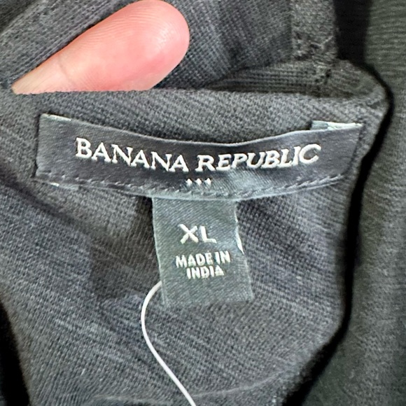 Black Banana Republic cropped criss-cross back short sleeve shirt, size XL, NWT - Picture 4 of 6